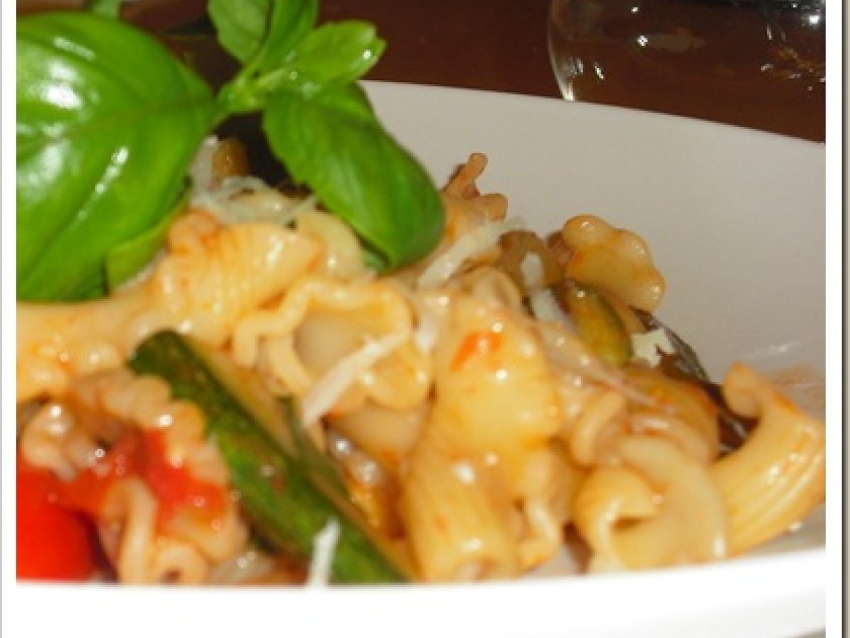 Gigli con pomodorini e zucchine