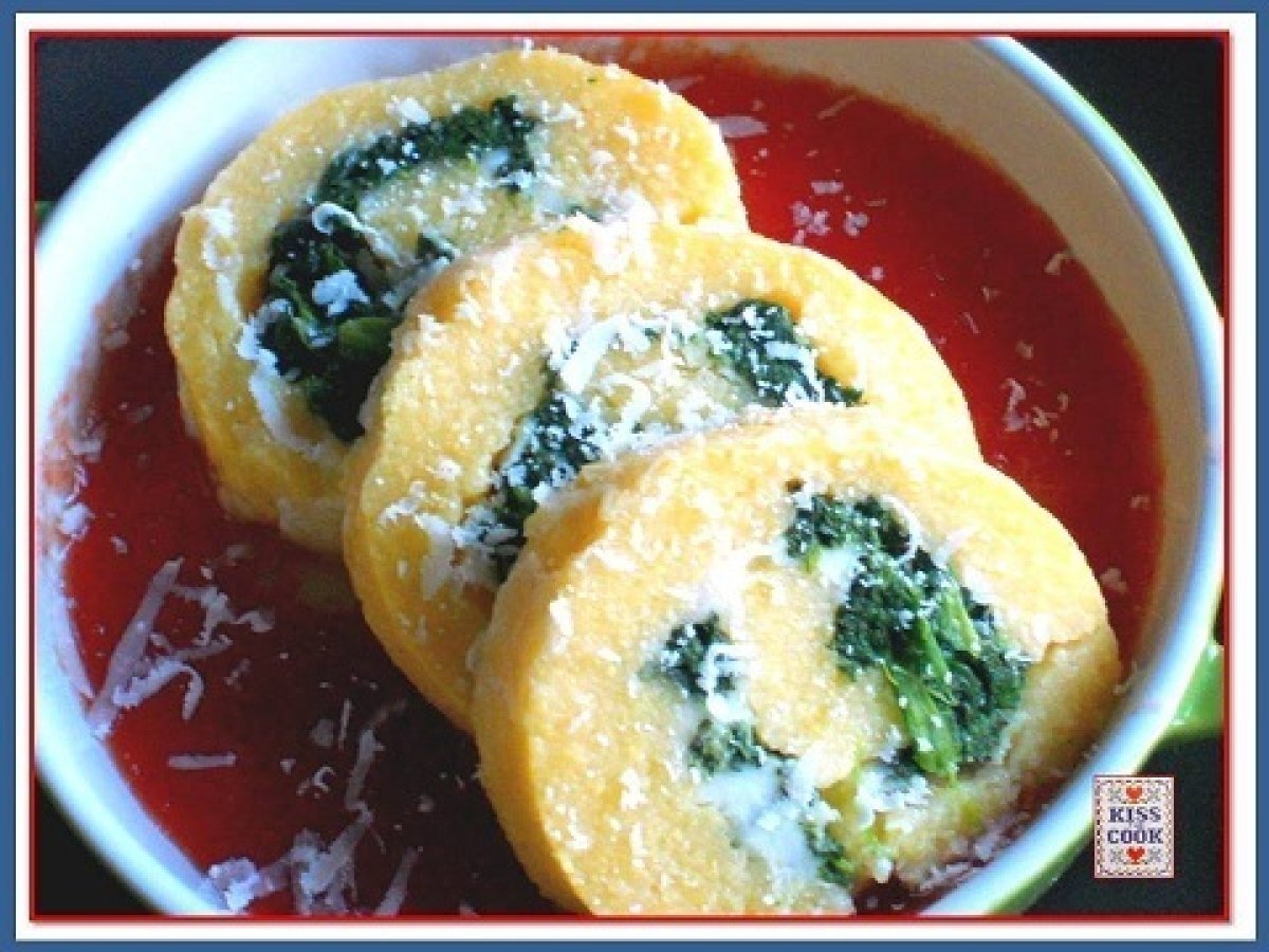 Girelle di polenta con mozzarella e spinaci