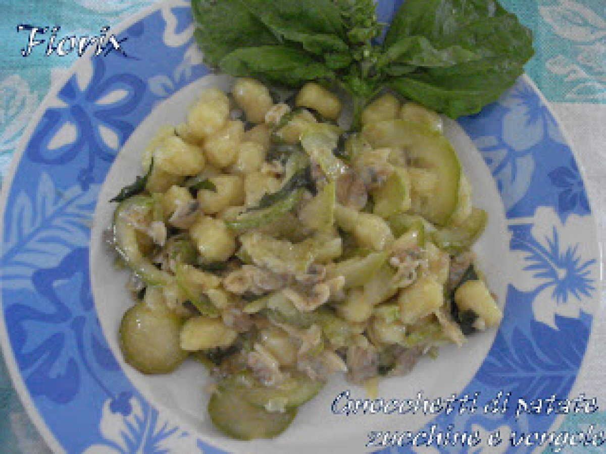 Gnocchetti di patate zucchine e vongole...