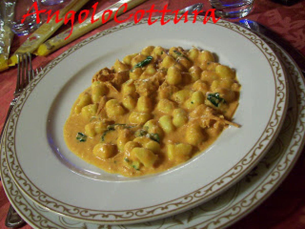 Gnocchetti in crema di scampi