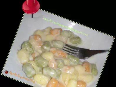 Gnocchetti tricolore con fonduta di gorgonzola dolce - foto 2