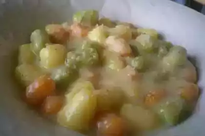 Gnocchetti tricolori con fonduta di gorgonzola dolce