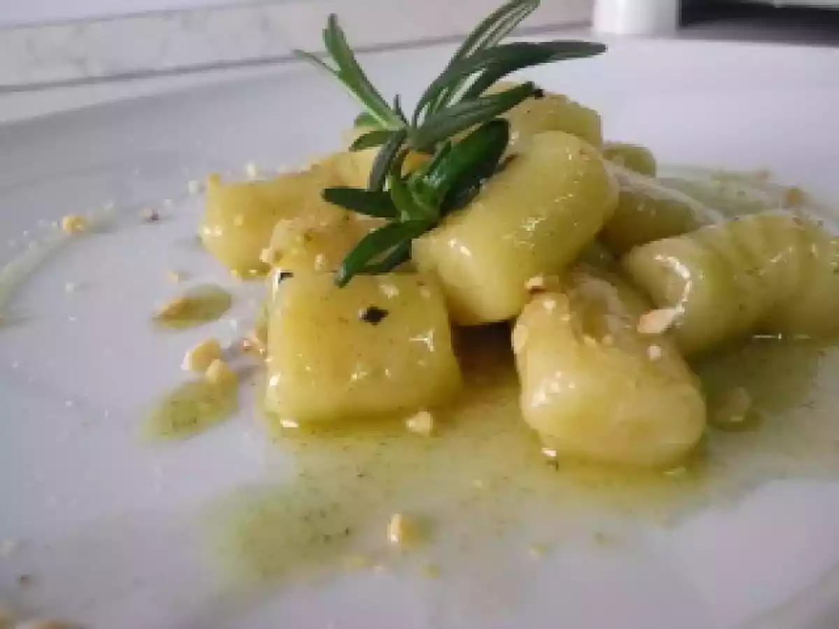 GNOCCHI AL MIELE E ROSMARINO - foto 3