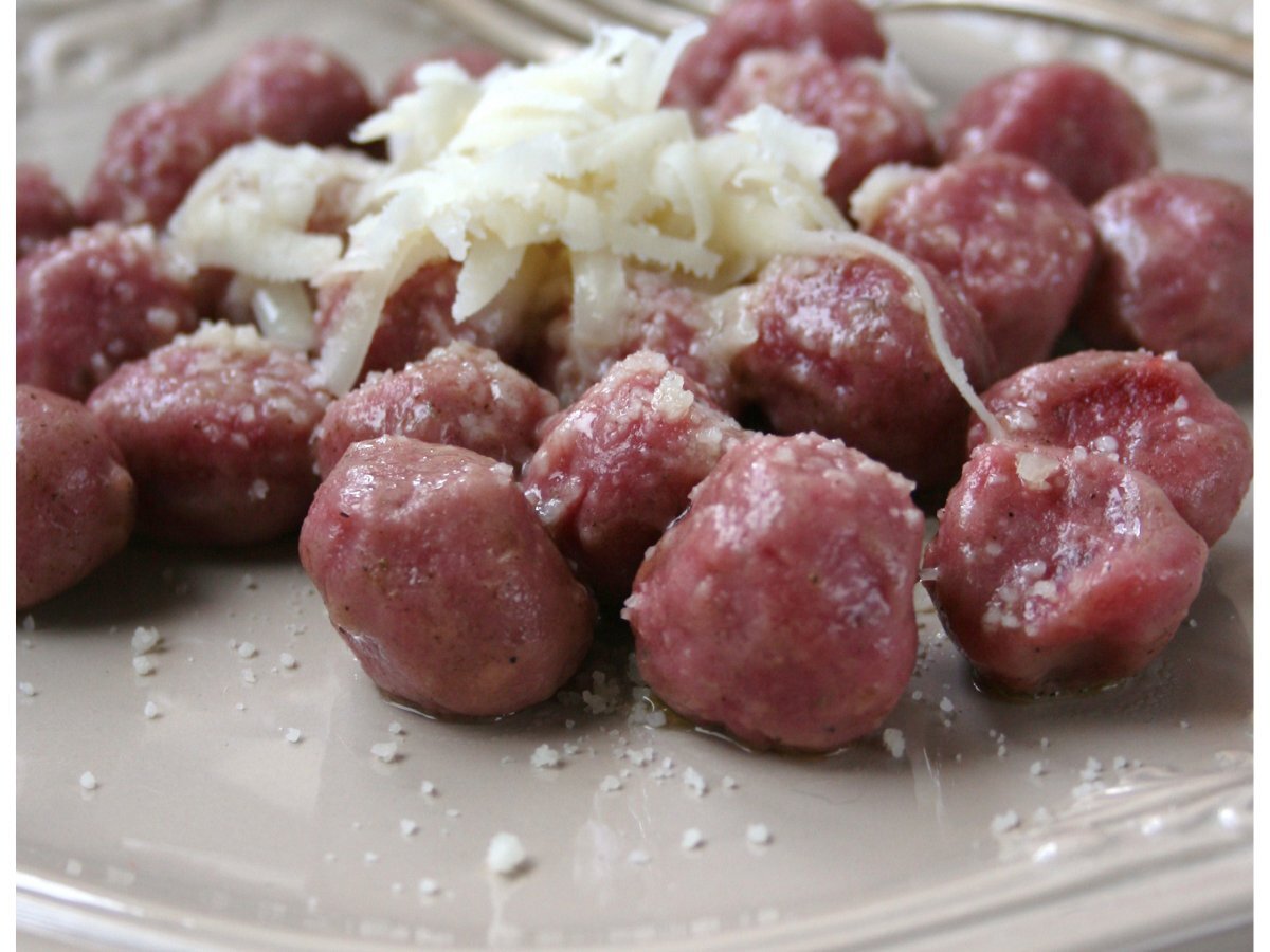 Gnocchi di barbabietola e ricotta