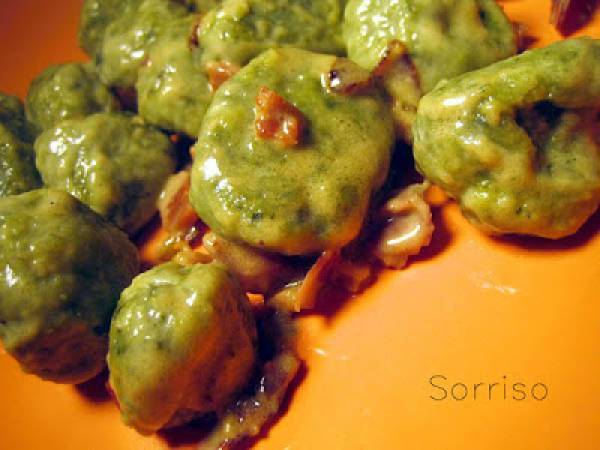 GNOCCHI DI CIME DI RAPA ALLA CREMA DI LATTE DI COCCO