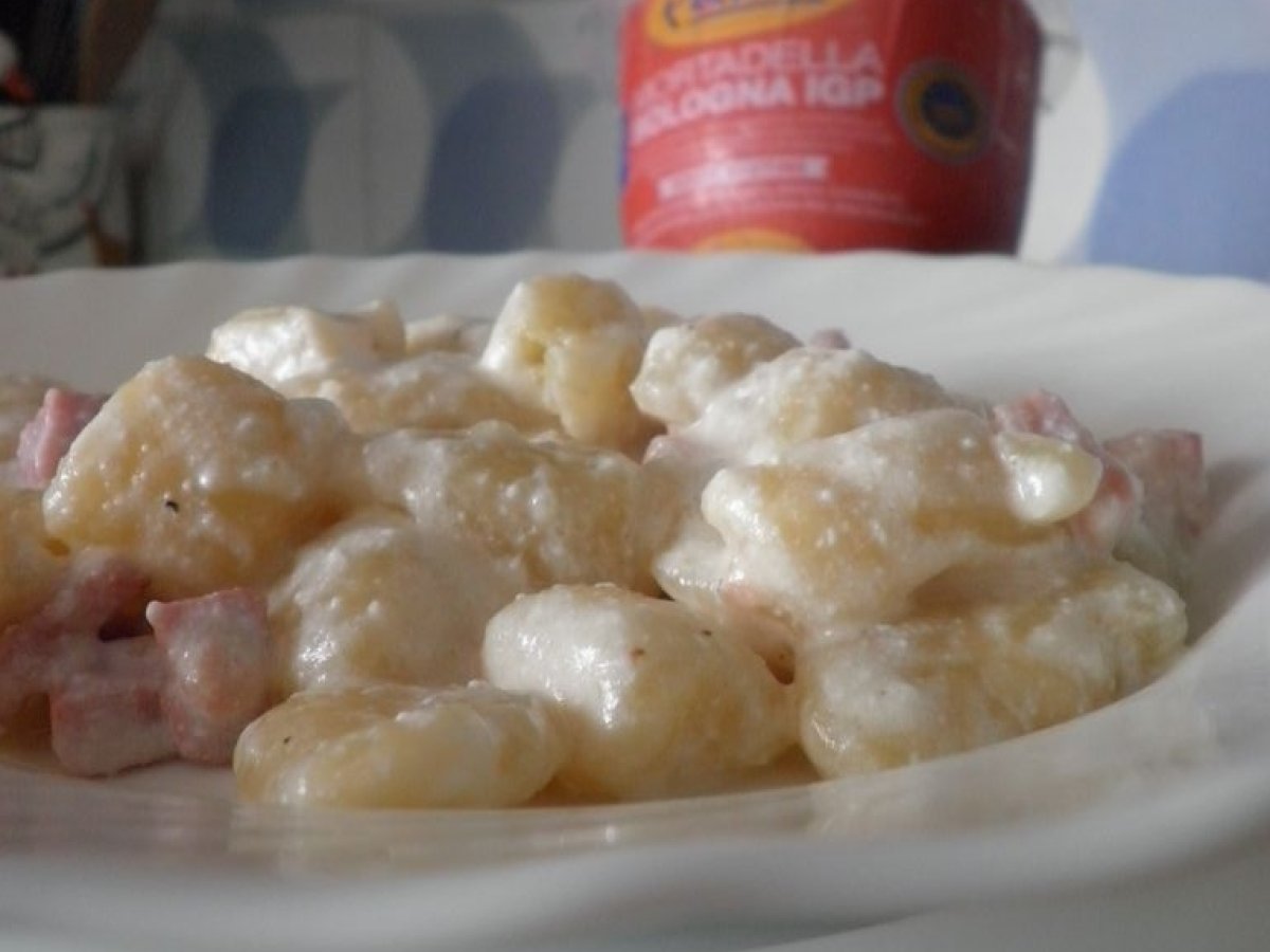 Gnocchi di patate con ricotta e La Blu di Felsineo Mortadella Bologna IGP - foto 3