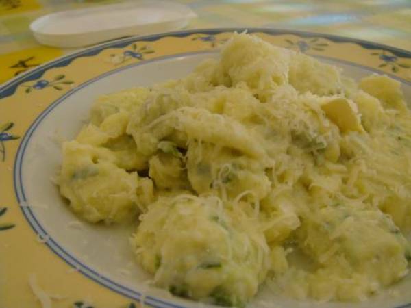 Gnocchi di ricotta e zucchine