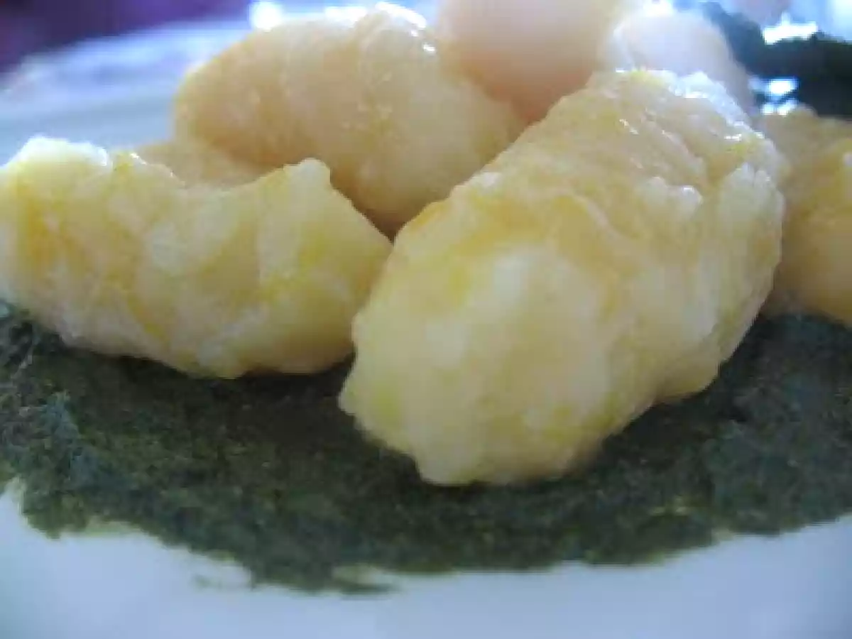 Gnocchi di zucca al pesto di cavolo nero