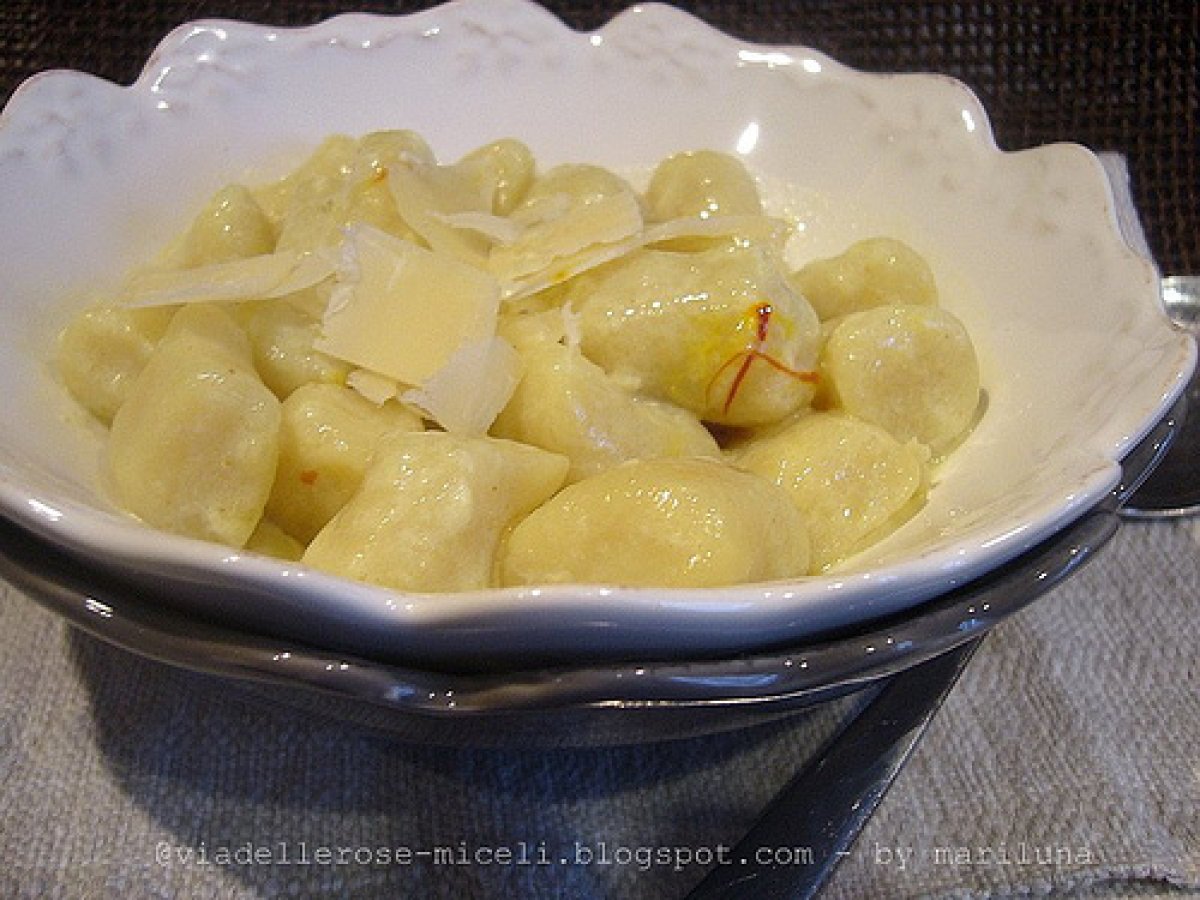 Gnocchi profumati all'arancia in salsa di latte allo zafferano d'Aquila - foto 2