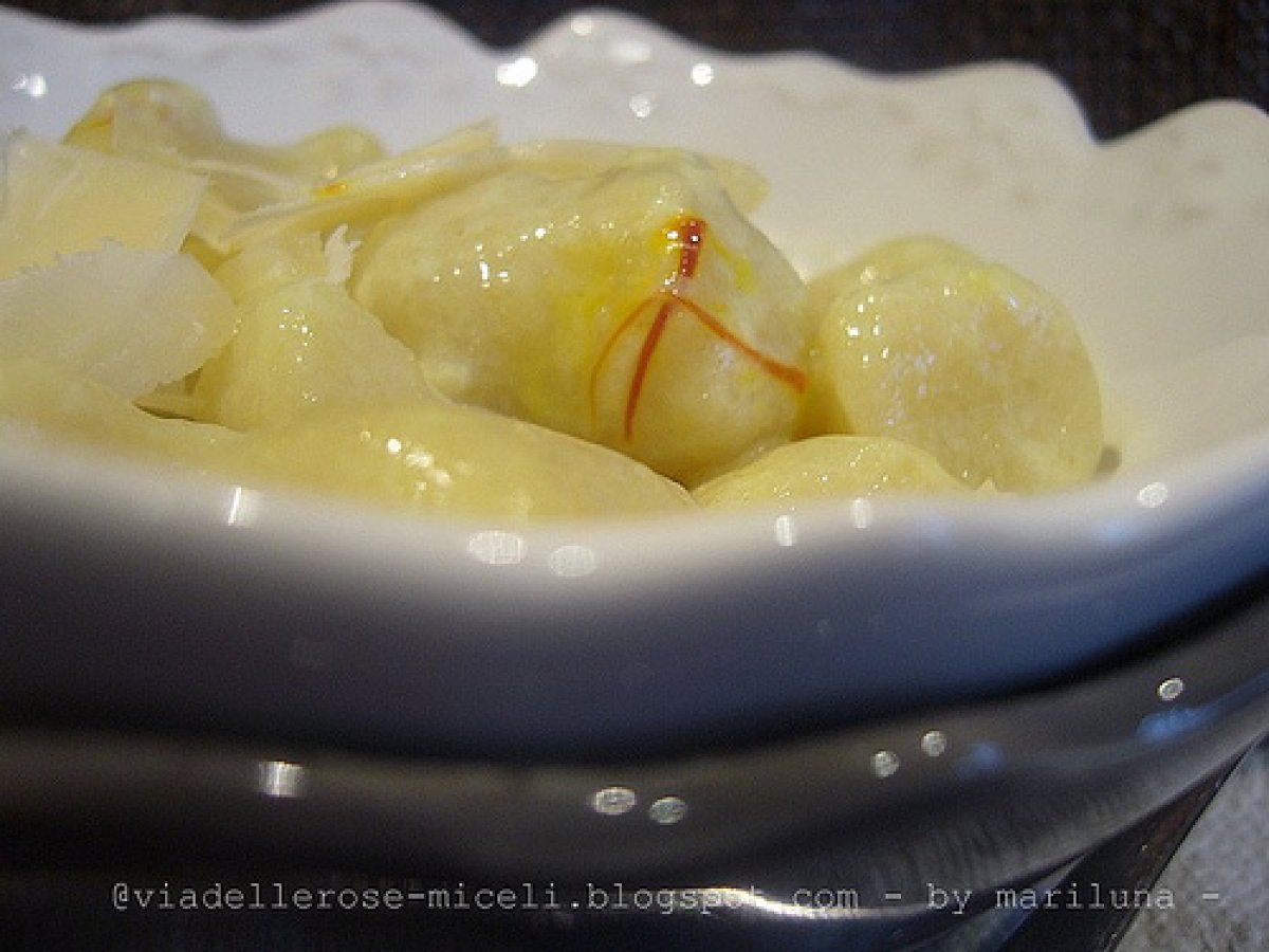 Gnocchi profumati all'arancia in salsa di latte allo zafferano d'Aquila - foto 3