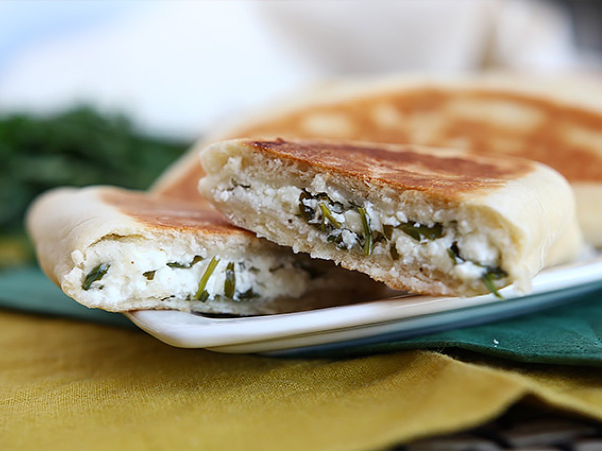 Gozleme farciti con feta - foto 3