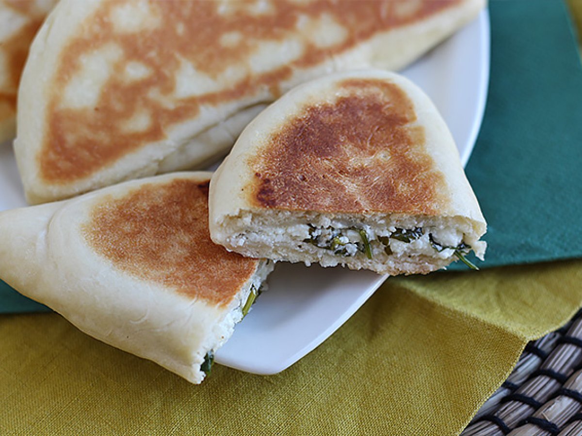 Gozleme farciti con feta - foto 5