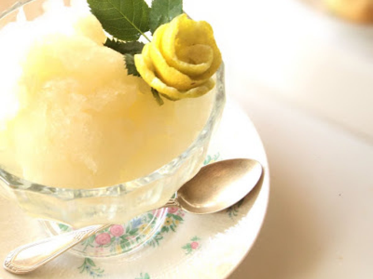 Granita al limone come quella del bar (senza gelatiera)