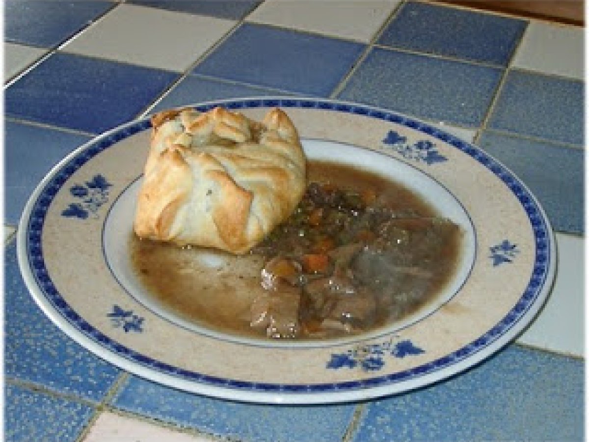 Guance di manzetta in crosta con salsa ai funghi