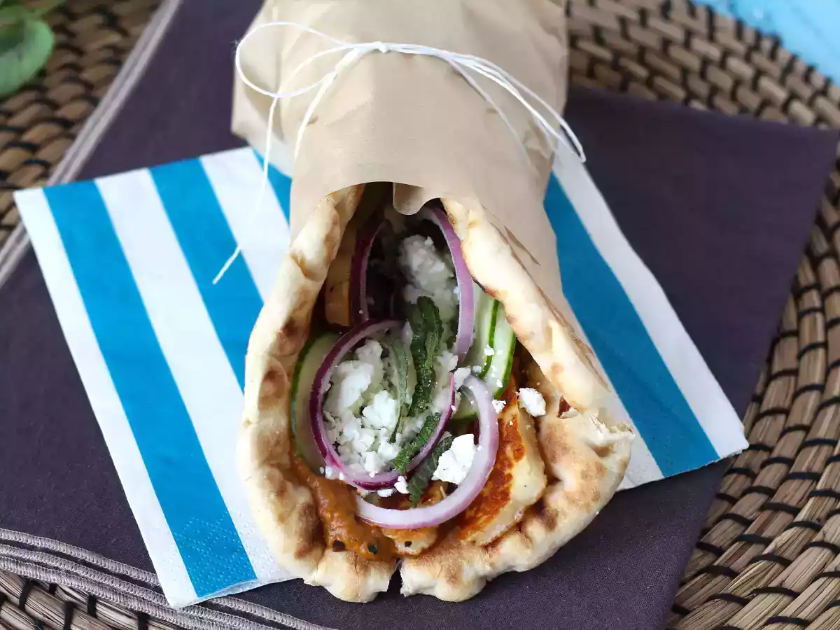 Gyros di halloumi, la versione vegetariana del sandwich greco! - foto 5