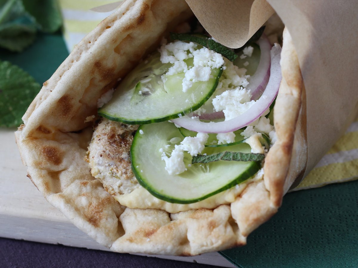 Gyros di pollo, la ricetta greca che piace a tutti! - foto 2