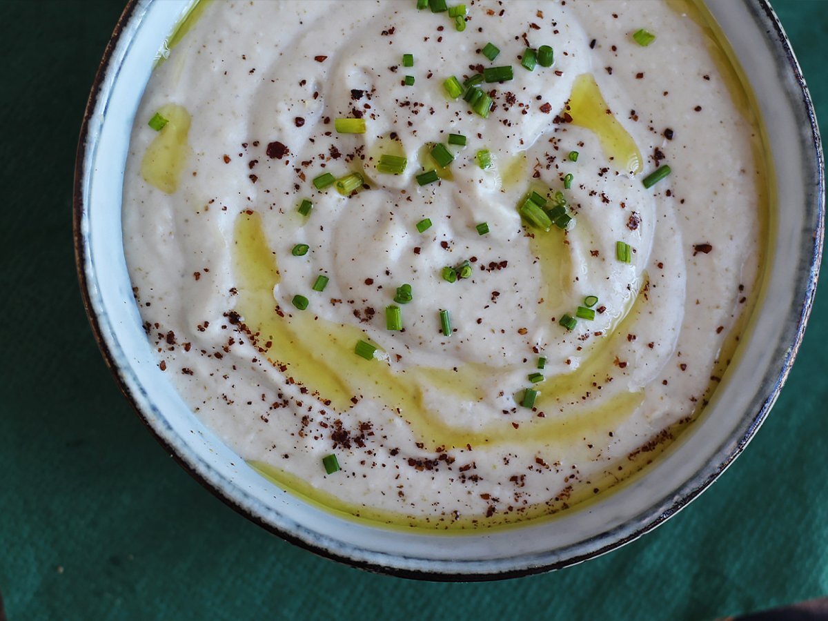 Hummus di fagioli cannellini e latte di cocco