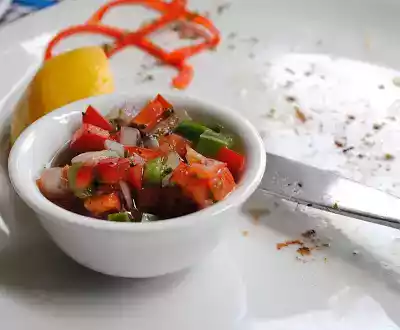 Il mare in inverno e una salsa criolla.
