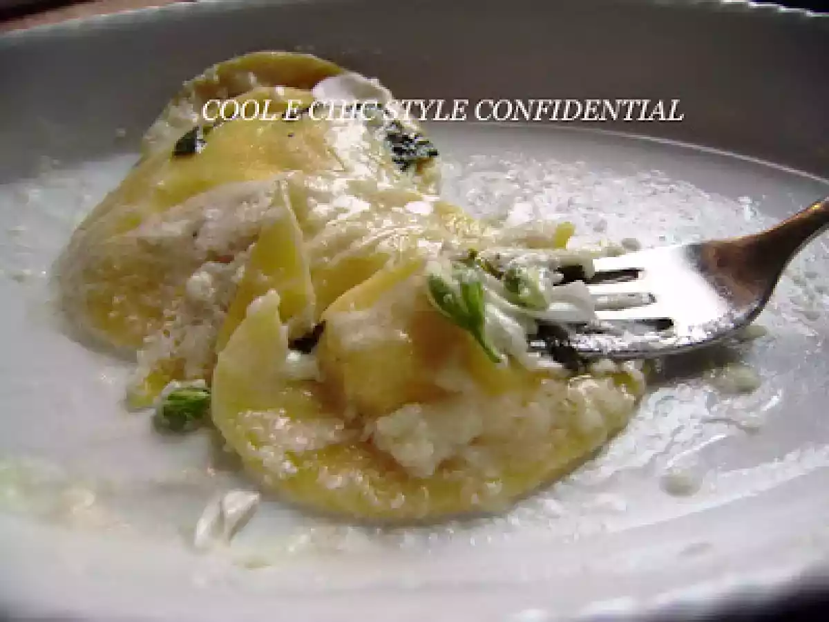 IN CUCINA CON I FIORI : RAVIOLI AL FORMAGGIO E GERANIO BIANCO - foto 2