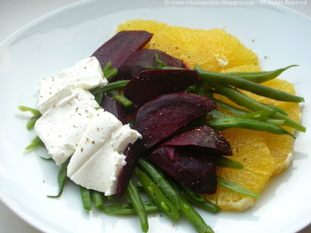 Insalata di arance, barbabietole e caprino