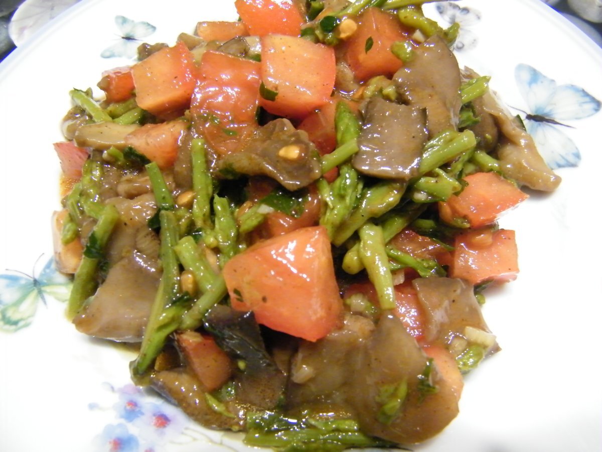 Insalata di asparagi e funghi