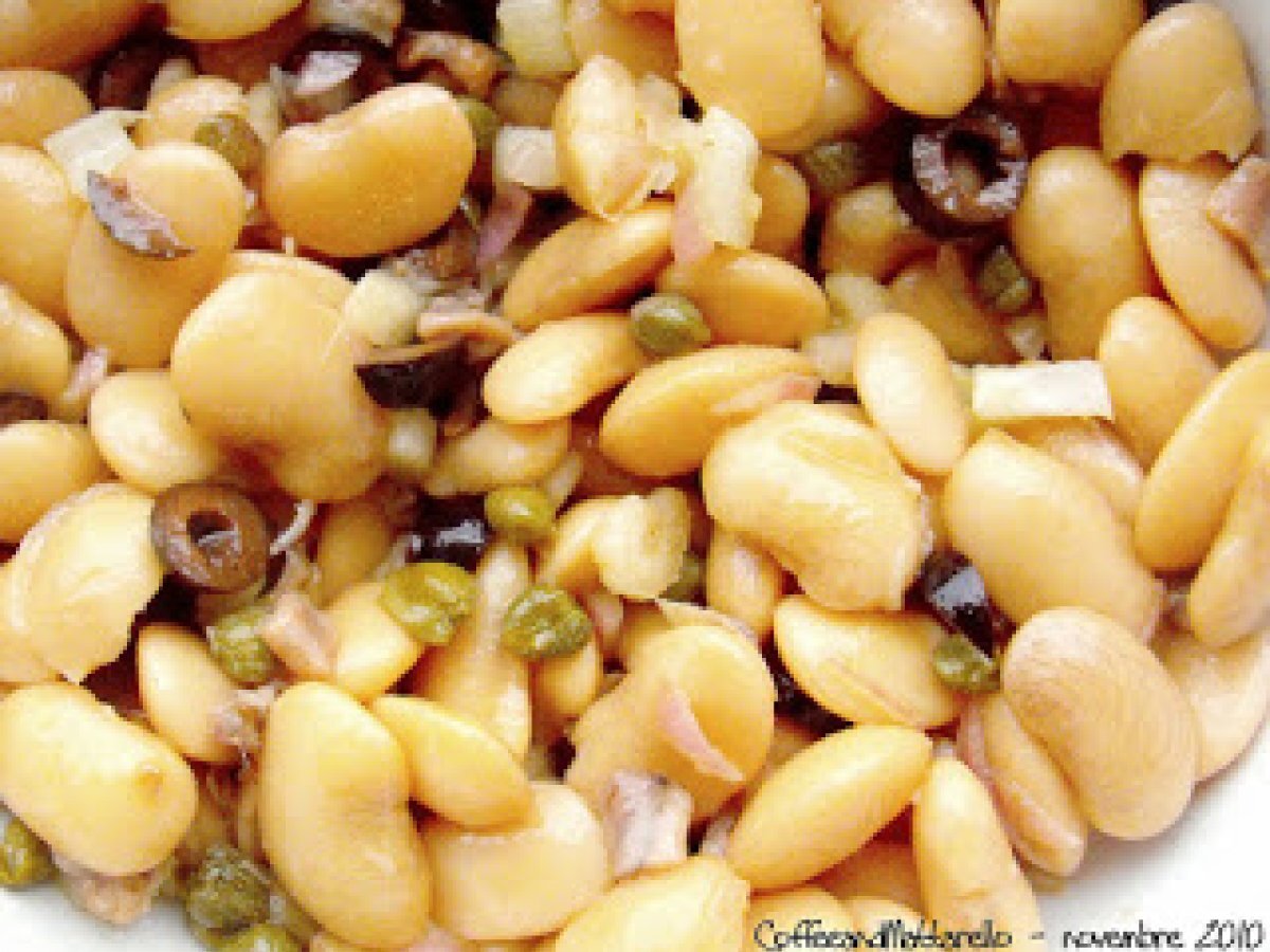 Insalata di fagioli bianchi