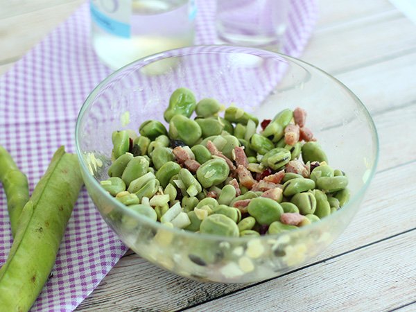 Insalata di fave e pancetta - foto 3