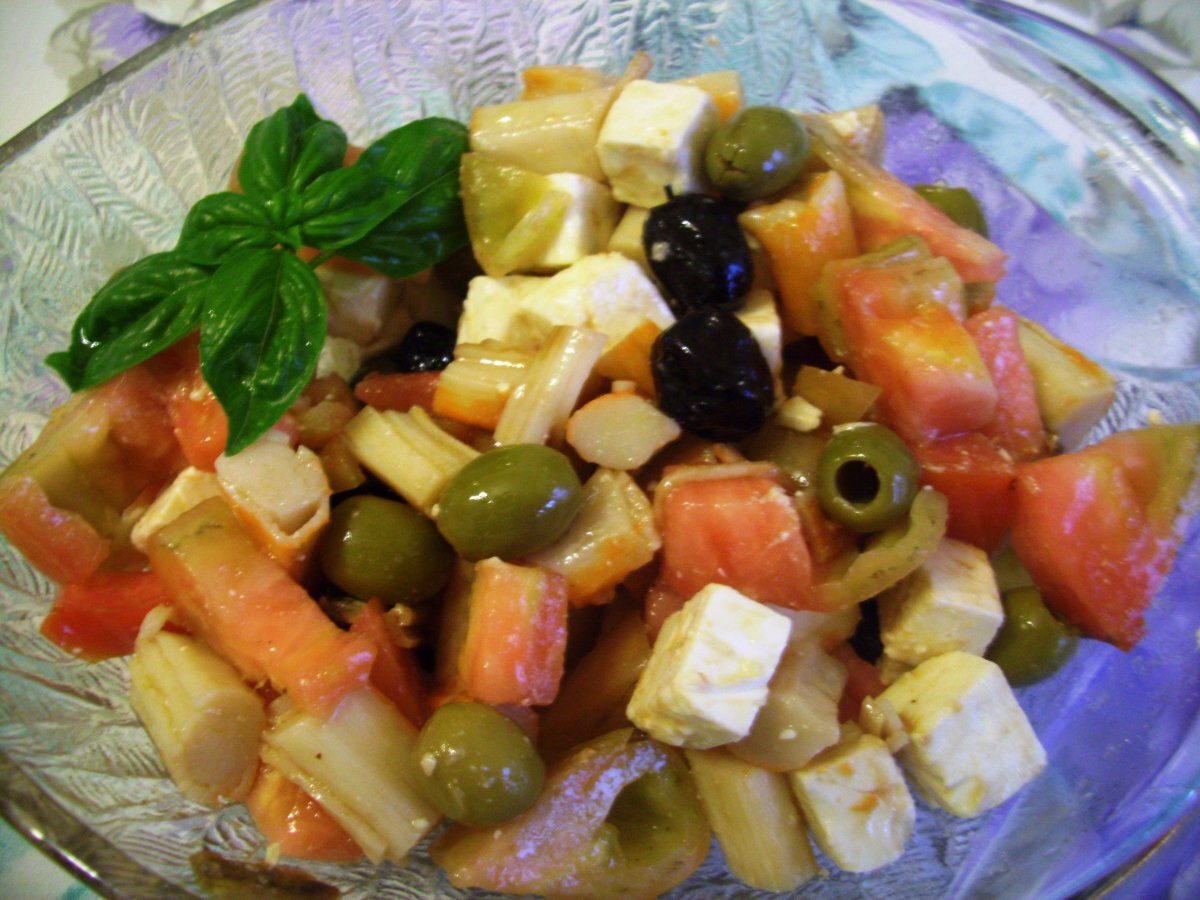Insalata di feta e surimi