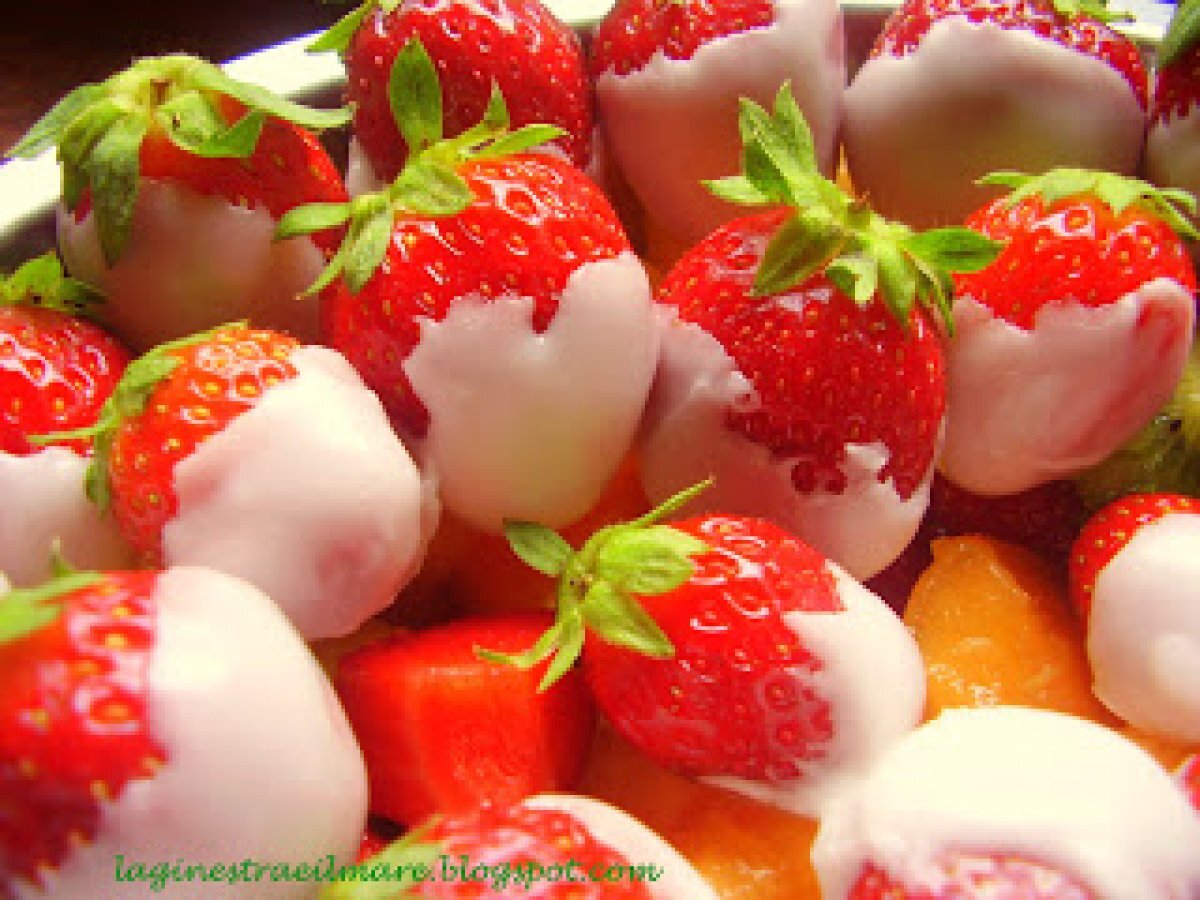 Insalata di frutta con FRAGOLE GLASSATE