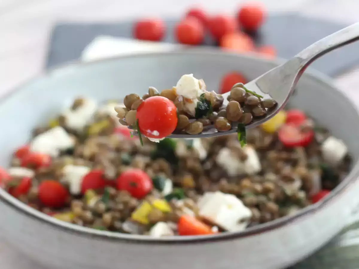 Insalata di lenticchie con pomodorini e feta - foto 2