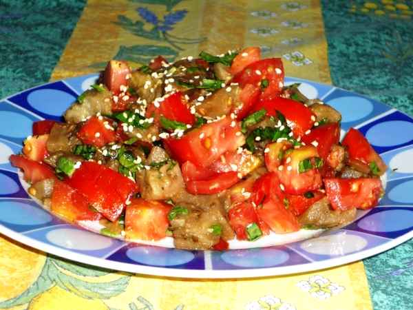 Insalata di melanzane e pomodoro