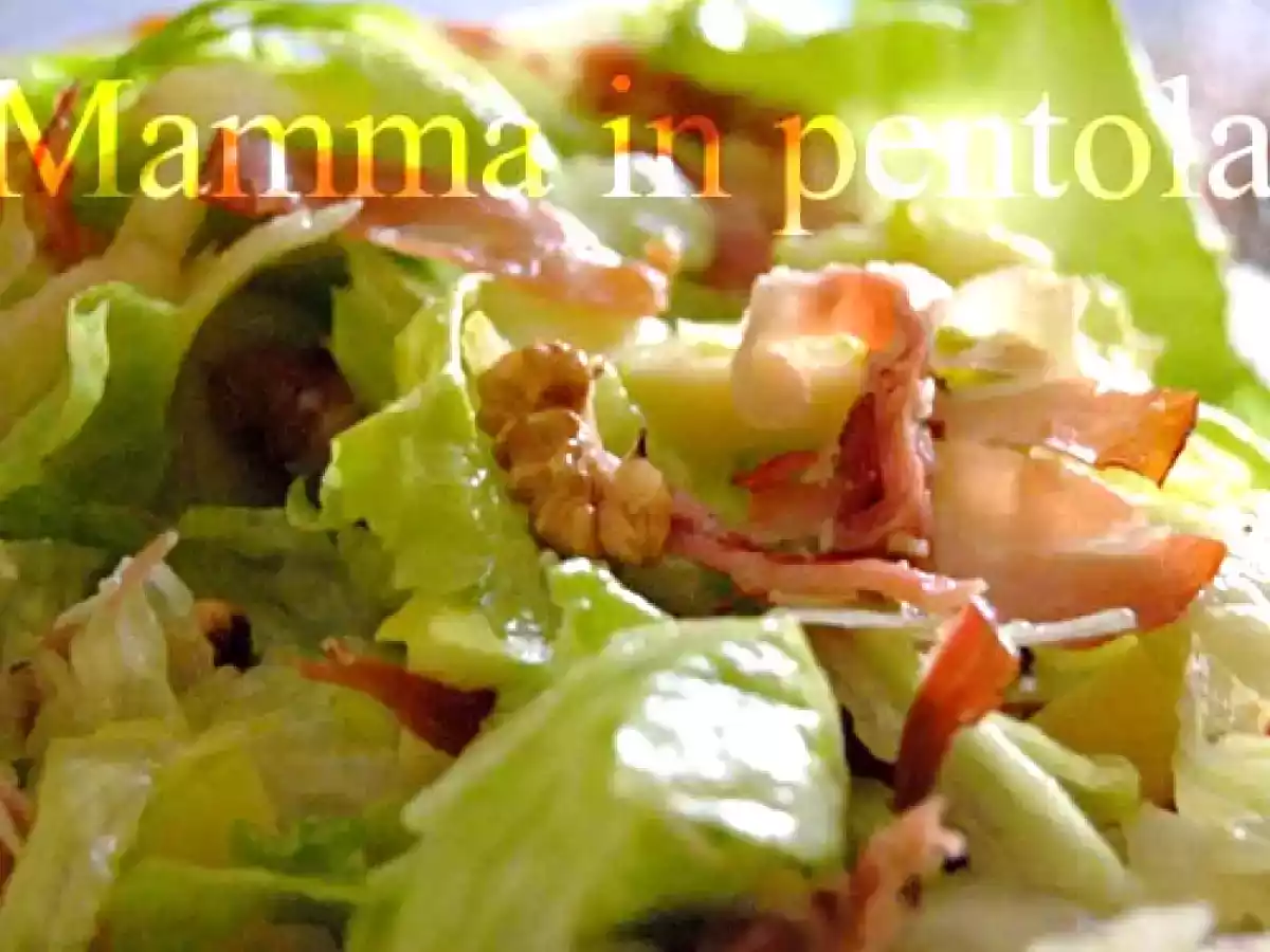 Insalata di mele con noci e speck - foto 2