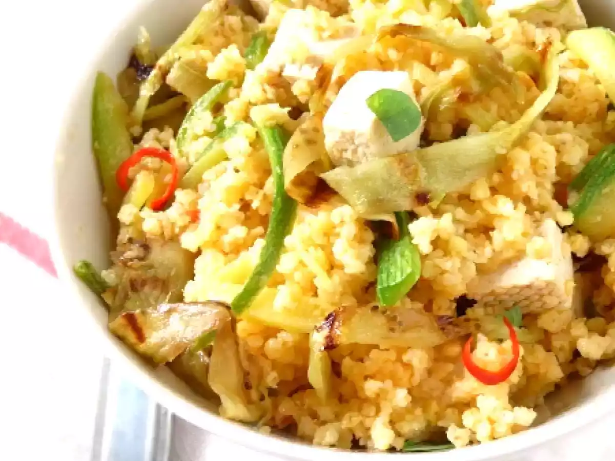 Insalata di miglio, tofu e zucchine