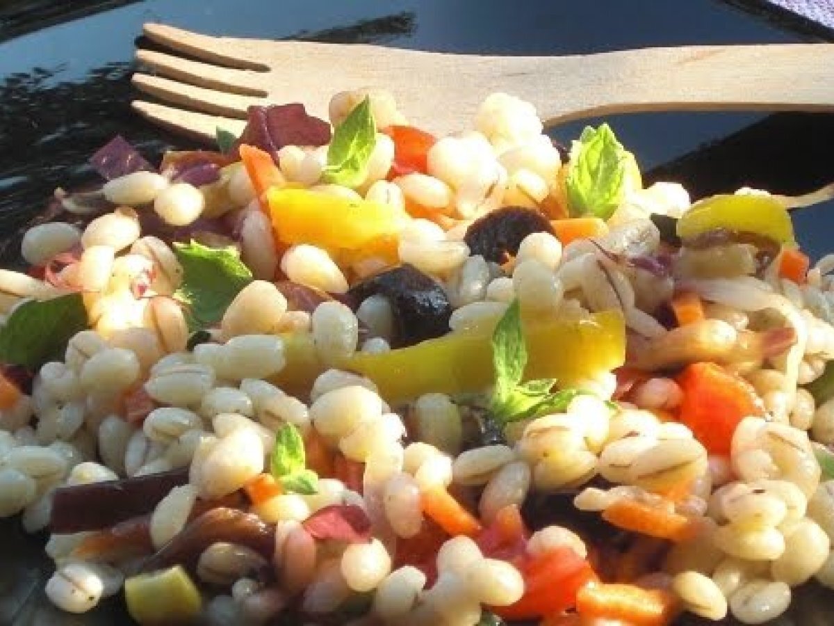 Insalata di orzo all'ortolana