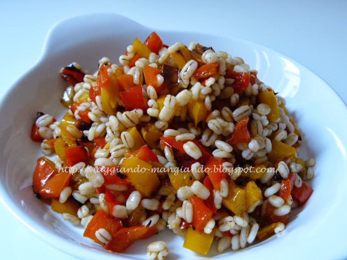 Insalata di orzo e peperoni - foto 2
