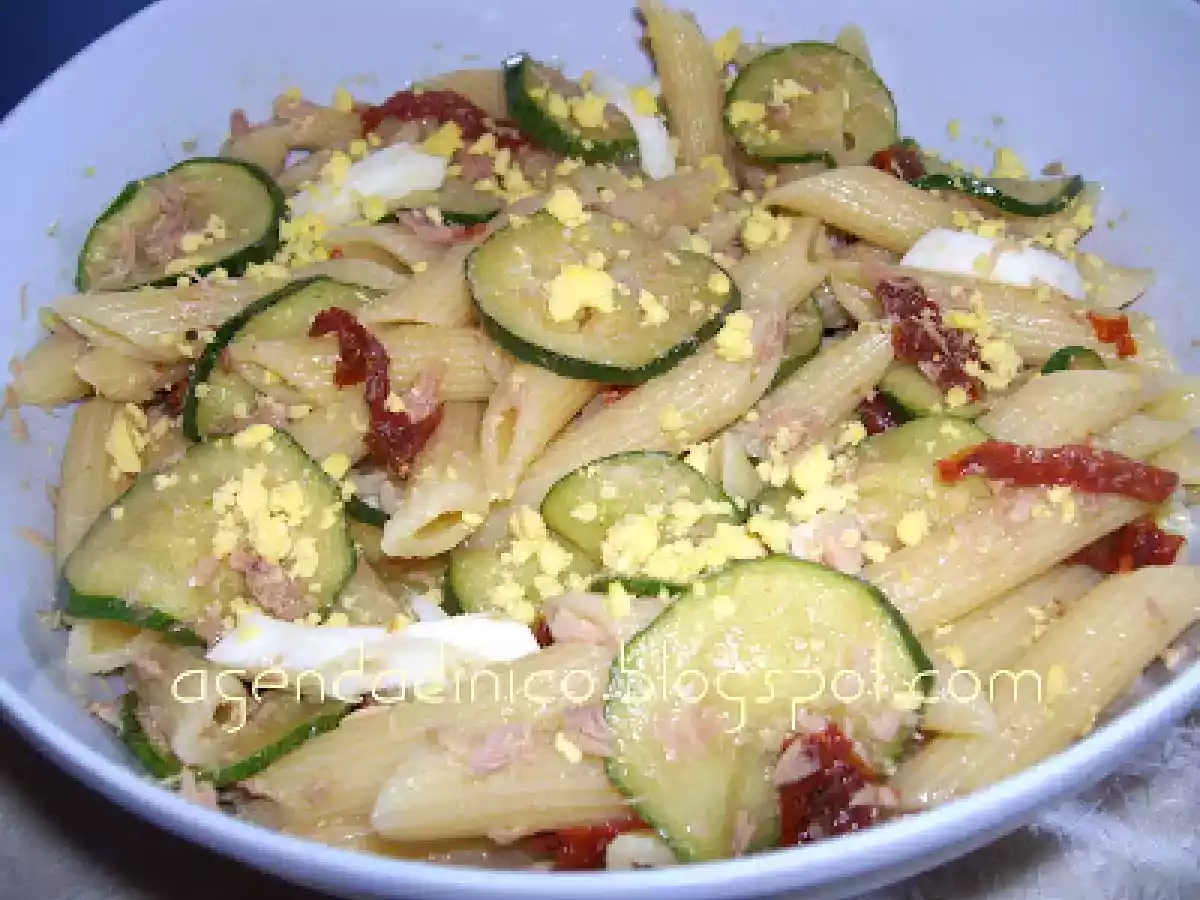 INSALATA DI PASTA CON SGOMBRO