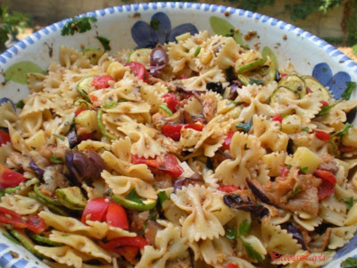 Insalata di pasta con verdure grigliate - foto 4