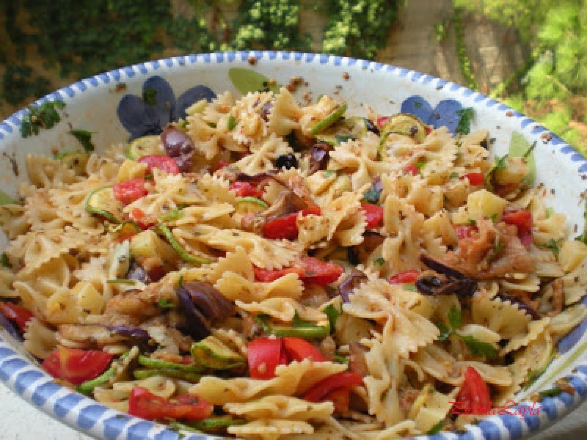 Insalata di pasta con verdure grigliate - foto 5