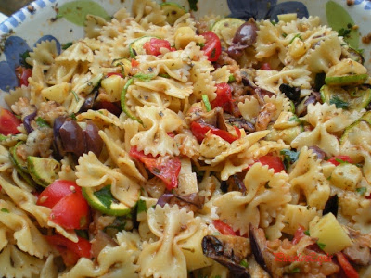 Insalata di pasta con verdure grigliate - foto 6