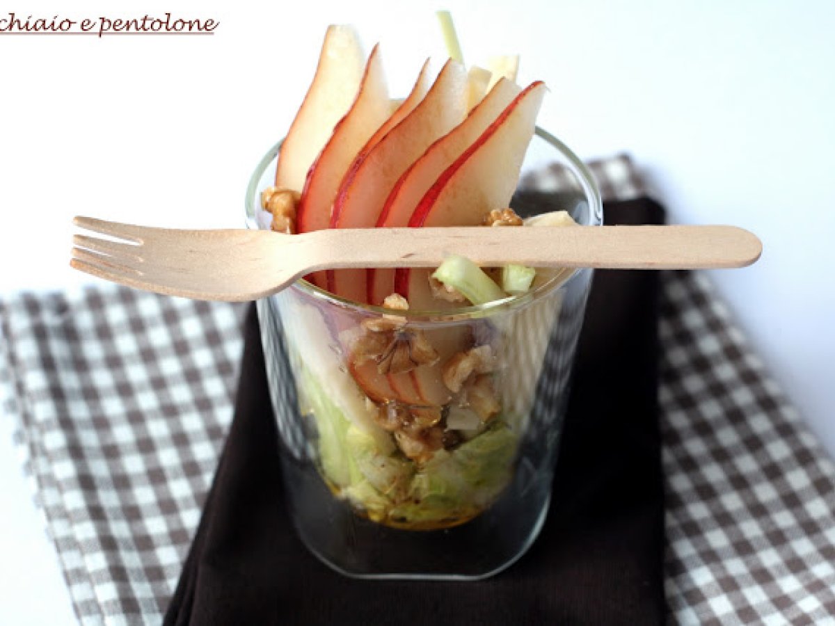 Insalata di pere e fontina e scacciamo via i pensieri