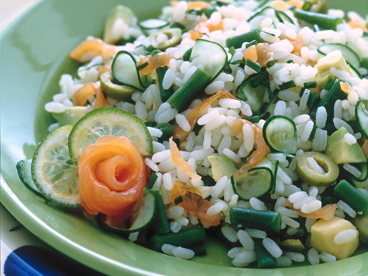 Insalata di riso al salmone