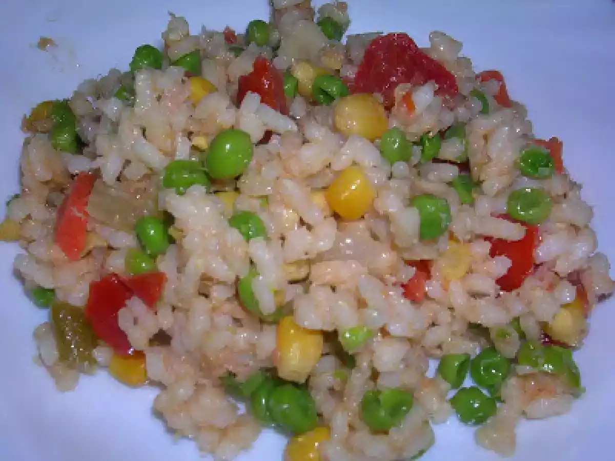 Insalata di riso con tonno