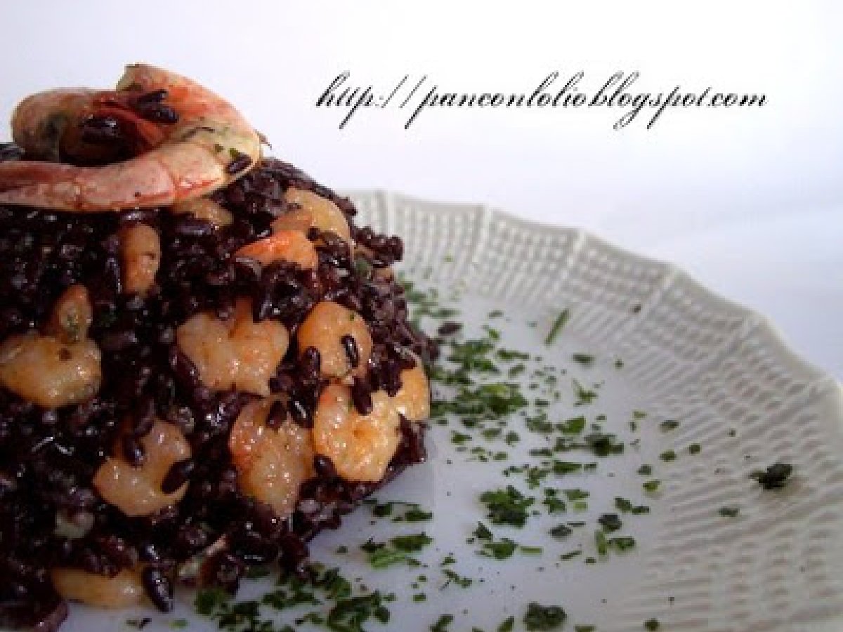 Insalata di riso venere con gamberetti e zenzero, foto 2