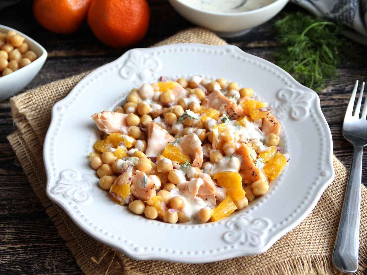 Insalata di salmone, ceci e arancia, foto 1