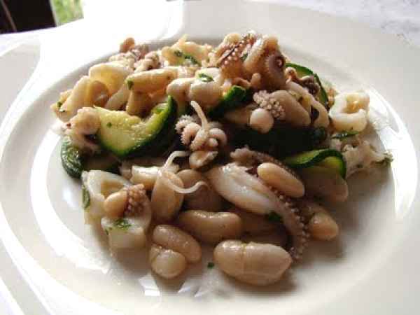INSALATA DI SEPPIOLINE, ZUCCHINE E CANNELLINI... E UN PREMIO PER NOI!!!, foto 2