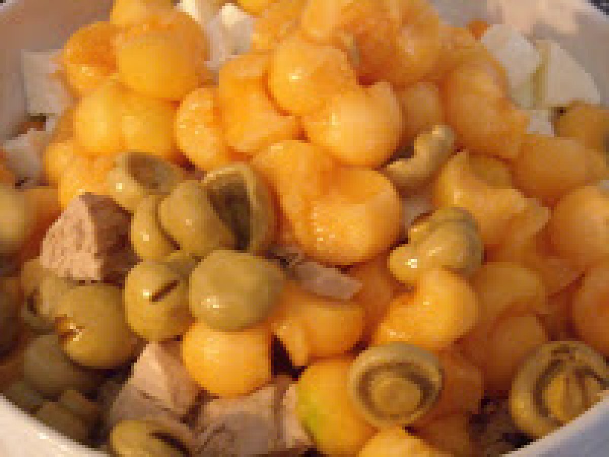 INSALATA MISTA CON TONNO E CANTALUPO - foto 5