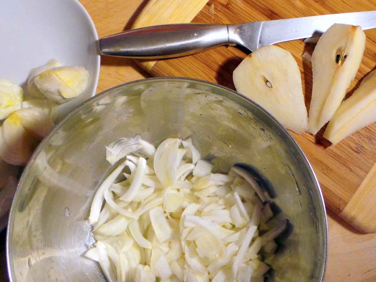 Insalata Rustica con Finocchi, pere, camembert, noci all'aceto balsamico