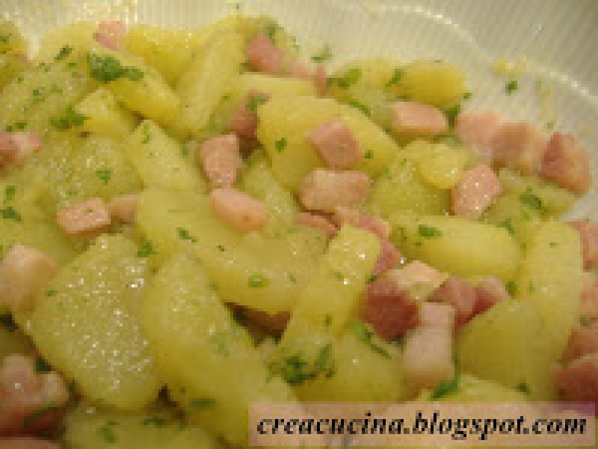 INSALATA TIEPIDA DI PATATE APPETITOSA - foto 2