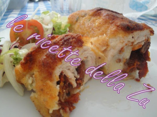 Involtini di Carne Impanata con ripieno di Formaggio al Peperoncino e Pomodori Secchi, foto 5