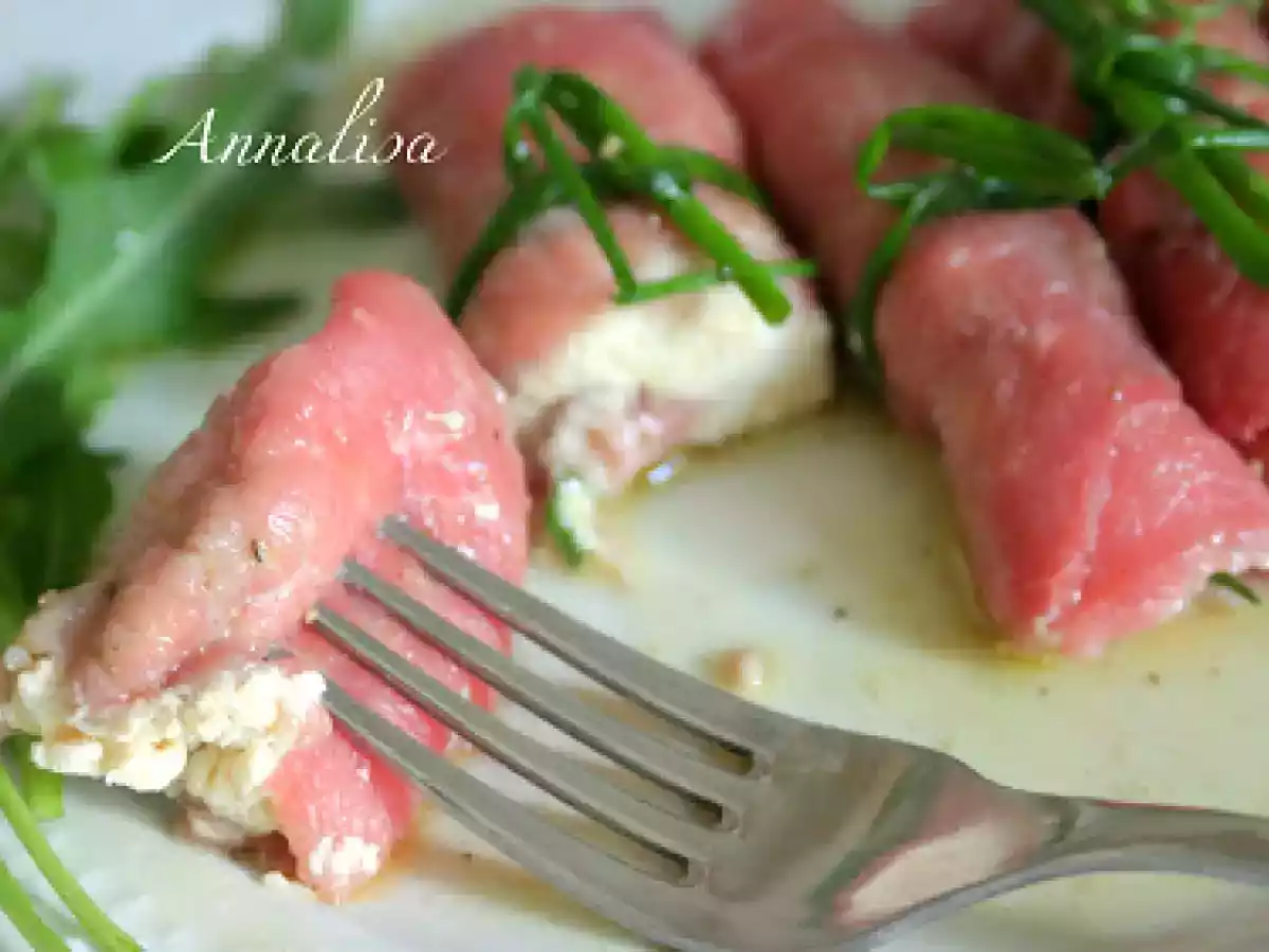 INVOLTINI DI MANZO CON CAPRINO